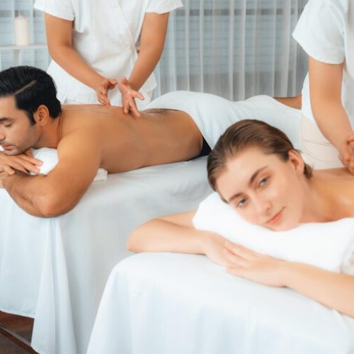 caucasian-couple-customer-enjoying-relaxing-antistress-massage-quiescent_31965-345146